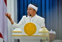 KDM mengubah skema pemberian bantuan pendidikan untuk para siswa SMA dan SMK sekolah swasta di Jawa Barat dari BPMU menjadi beasiswa perorangan agar lebih tepat sasaran. Foto: Jabarprov
