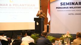 Wagub Jabar Erwan Setiawan saat menghadiri pelantikan Pengurus Wilayah (PW) Japnas Jabar periode 2025–2030 di Hotel Grand Preanger, Kota Bandung, Senin (23/2/2026). Foto: Humas Jabar