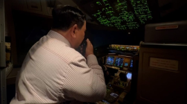 Presiden Republik Indonesia, Prabowo Subianto menyampaikan apresiasi dan rasa terima kasih atas kehormatan yang diberikan pada pengawalan dua pesawat tempur F16 milik Angkatan Udara Yordania, pada Selasa malam, 24 Februari 2026. Foto: BPMI Setpres/Istimewa 