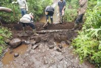 Perbaikkan Jalur Sinergi Warga dan Safari Hutan Landy, Akses Ilegal Ditutup Demi Kelestarian Lembang, Foto Istimewa