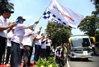 Mudik Tanpa Biaya! 19 Bus Dilepas Wagub Jabar, Ratusan Warga Berangkat dari Bandung