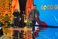 Perwakilan Pemerintah Provinsi Jawa Barat, Kepala Badan Kepegawaian Daerah (BKD) Jawa Barat, Dedi Supandi menerima penghargaan National Governance Awards 2026 di Jakarta. Penghargaan diberikan atas keberhasilan dalam transformasi digital dan reformasi birokrasi untuk meningkatkan pelayanan publik. Foto: Humas Jabar