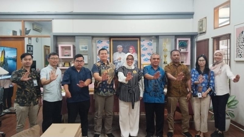 Perwakilan Pemerintah Provinsi Jawa Barat dan Kementerian HAM membahas penguatan kolaborasi perlindungan perempuan dan anak di Bandung. Pemprov Jabar tengah menyiapkan tim koordinasi lintas lembaga untuk penanganan kasus TPPO. Foto: Humas Jabar