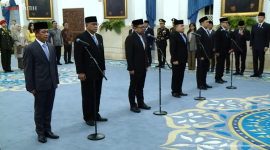 Pelantikan pejabat baru di reshuffle kabinet. (YouTube Sekretariat Presiden)
