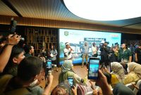 Dedi Mulyadi–Maruarar Sirait Resmikan Bedah Rumah 40 Ribu Unit di Jawa Barat (Foto Humas Jabar)