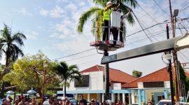 Pemerintah Kabupaten Majalengka resmi memulai program penataan dan perapihan kabel udara di sejumlah titik strategis, Kamis (16/4/2026)/ KabarPajajaran/Foto Humas Diskominfo Majalengka