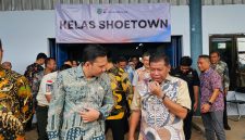 Bupati Majalengka, Eman Suherman, menegaskan komitmen Pemerintah Kabupaten Majalengka dalam mempercepat penyerapan tenaga kerja lokal melalui optimalisasi program Matahati (Masyarakat Cepat Kerja), Foto (DIskominfo Majalengka)