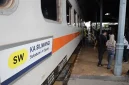 Gogosan pada jalur rel antara Stasiun Cibeber dan Stasiun Lampegan menyebabkan sejumlah perjalanan KA Siliwangi terpaksa dibatalkan sementara. (Sumber: Istimewa)