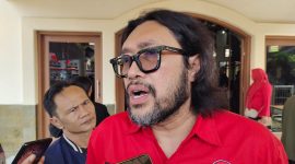 Ketua DPD PDI Perjuangan Jawa Barat Ono Surono. Anggota DPRD Jabar. 
