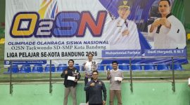 Pengurus Cabang Taekwondo Indonesia (Pengcab TI) Kota Bandung terus memperkuat pembinaan atlet usia dini melalui Olimpiade Olahraga Siswa Nasional (O2SN) dan Liga Pelajar 2026. Jumlah peserta tahun ini meningkat tajam, baik di tingkat sekolah dasar maupun sekolah menengah pertama.