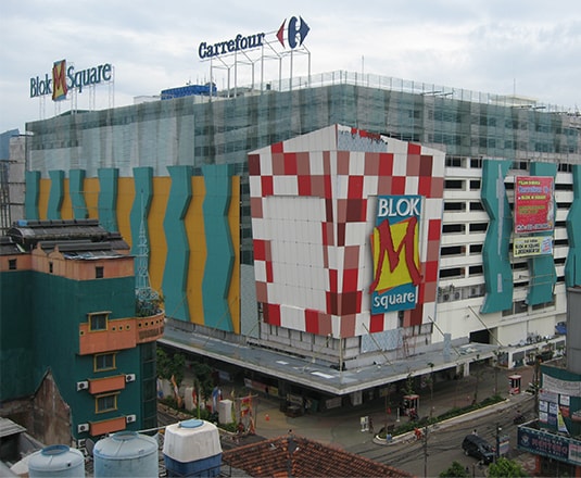 Ilustrasi Blok M Square
