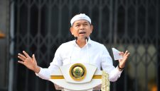 Gubernur Jawa Barat Dedi Mulyadi menegaskan tidak boleh ada praktik titip-menitip dalam penerimaan siswa Sekolah Maung. Foto: Humas Jabar