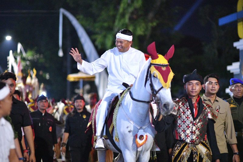 Kirab Budaya Napak Tilas Padjadjaran, Milangkala Tatar Sunda (Humas Jabar)