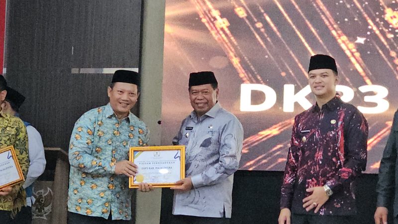 BAZNAS Majalengka Salurkan Bantuan Rp1,37 Miliar, Luncurkan Kampung Zakat, dan Anugerahkan BAZNAS Award 2026.