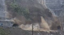 Bencana tanah longsor menerjang area proyek PLTA Upper Cisokan, Kabupaten Bandung Barat (KBB), Jawa Barat, Jumat (1/5/2026).(Dok. Video viral rekaman longsor di PLTA Cisokan.)