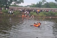 Dua orang pelajar Sekolah Menengah Pertama (SMP) di Kabupaten Bandung, Jawa Barat. Keduanya ditemukan dalam kondisi meninggal dunia setelah tenggelam saat berenang bersama teman-temannya pada Jumat (29/5/2026) sore. (Dokumen petugas Disdamkar Kabupaten Bandung)