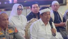 Gubernur Jawa Barat, Dedi Mulyadi menyatakan Polda Jawa menjadi pemenang sayembara berhadiah Rp 250 juta. Foto: Istimewa