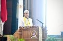Wakil Gubernur Jawa Barat Erwan Setiawan menyampaikan sambutan dalam Rapat Paripurna Hari Jadi ke-544 Kota Bogor di Gedung DPRD Kota Bogor, Rabu (3/6/2026). Pada kesempatan tersebut, Erwan menegaskan bahwa sinergi antara pemerintah dan masyarakat menjadi kunci utama dalam mendorong kemajuan dan pembangunan daerah. (Foto: Humas Jabar)