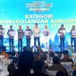 Gubernur Jawa Barat Dedi Mulyadi menerima penghargaan Pemerintah Daerah Berprestasi 2026 Terbaik II Tingkat Provinsi dalam kategori Penanggulangan Kemiskinan dan Penurunan Stunting di Yogyakarta, Kamis (4/6/2026). Penghargaan tersebut diberikan atas kinerja dan komitmen Pemerintah Provinsi Jawa Barat dalam menekan angka kemiskinan dan stunting secara terpadu hingga tingkat desa. (Foto: Humas Jabar)