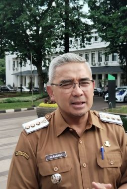 Kembali Bekerja di Balai Kota, Erwin Tunggu Penugasan dari Farhan