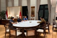 Presiden Prabowo Subianto saat menerima CEO Danantara Rosan Roeslani di Kertanegara, Jakarta, Minggu (21/6/2026). (Dok. Setpres)