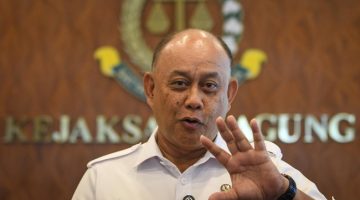 Dadan Hindayana angkat suara setelah dicopot dari Kepala BGN, menyatakan pergantian adalah hak mutlak presiden dan mengucapkan terima kasih kepada Prabowo. (ANTARA FOTO/Aditya Pradana putra)