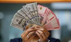 Rupiah Tembus Rp 18.201 per Dolar AS, Ekonom Ingatkan Ancaman Inflasi dan PHK