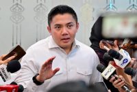 Sekretaris Kabinet (Seskab) RI, Teddy Indra Wijaya

Artikel ini adalah bagian dari Mitra Promedia Group dan sudah tayang dengan judul "Teddy Jawab Kritik Kunker Prabowo: Diplomasi Harus Diukur dari Hasil, Bukan Frekuensi Perjalanan"
Baca selengkapnya di: https://indonesia.jakartadaily.id/nasional/69317199846/teddy-jawab-kritik-kunker-prabowo-diplomasi-harus-diukur-dari-hasil-bukan-frekuensi-perjalanan