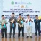 Wakil Gubernur Jawa Barat Erwan Setiawan bersama sejumlah pejabat meluncurkan Smiling West Java-Muslim Friendly Tourism (SWJ-MFT) Award 2026 dan portal data IPKN Jawa Barat di Masjid At-Thohir, Kota Depok, Kamis (9/7/2026). (Foto: Humas Jabar)