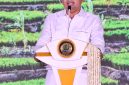 Gubernur Jawa Barat Dedi Mulyadi menghadiri Rapat Paripurna Peringatan Hari Jadi ke-195 Purwakarta dan ke-58 Kabupaten Purwakarta di Gedung DPRD Kabupaten Purwakarta, Senin (20/7/2026). (Foto: Humas Jabar)