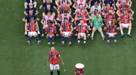 Erling Haaland merayakan gol bersama rekan-rekannya saat Norwegia mengalahkan Brasil 2-1 pada babak 16 besar Piala Dunia FIFA 2026 di NRG Stadium, Houston, Amerika Serikat. Dua gol Haaland membawa Norwegia lolos ke perempat final Piala Dunia untuk pertama kalinya dalam sejarah. Foto: FIFA.