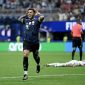 Enzo Fernandez merayakan gol penyama kedudukan Argentina saat menghadapi Inggris di semifinal Piala Dunia FIFA 2026 di Atlanta Stadium, Amerika Serikat. Gol tersebut membawa Albiceleste menang 2-1 dan melaju ke partai final menghadapi Spanyol. Foto: FIFA.