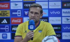 Igor Tolic Keluhkan Jadwal Padat, Persib Bidik Gelar Juara Piala Presiden 2026