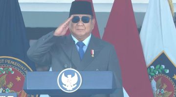 Presiden RI Prabowo Subianto saat melantik 1.204 Pamong Praja Muda di IPDN, Jatinangor, Jawa Barat, Rabu (29/7/2026). (Dok. YouTube Setpres)
