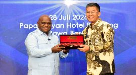 Wakil Gubernur Jawa Barat Erwan Setiawan menghadiri kegiatan Sinergitas Lintas Sektoral Kementerian HAM bersama pemerintah daerah, masyarakat, komunitas, dan pelaku usaha di Kota Bandung, Selasa (28/7/2026). (Foto: Humas Jabar)