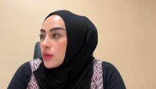 ASN di lingkungan Pemerintah Kabupaten Bandung Barat (KBB) menjadi sorotan publik setelah video siaran langsung di akun TikTok pribadinya viral di media sosial