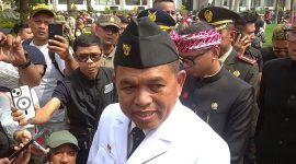 Gubernur Jabar Dedi Mulyadi setelah memimpin upacara peringatan HUT ke-81 Republik Indonesia di Gedung Sate, Kota Bandung, Senin (17/8/2026).