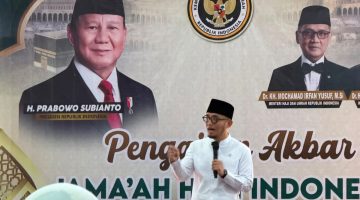Wakil Menteri Haji dan Umrah (Wamenhaj) Dahnil Anzar Simanjuntak menyampaikan teguran keras sekaligus instruksi tegas terkait maraknya laporan travel umrah yang menelantarkan jemaah di Tanah Suci pada Jumat (31/7/2026) di Medan. (Dok Kemenhaj)