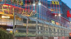 Mall di Jakarta dipasangi pagar
