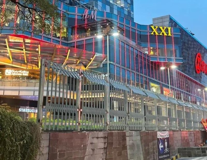Mall di Jakarta dipasangi pagar