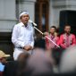 Gubernur Jawa Barat Dedi Mulyadi menegaskan bahwa Gerakan Rereongan Sapoe Sarebu (Poe Ibu) merupakan gerakan partisipatif berbasis gotong royong yang berlandaskan nilai kearifan lokal silih asah, silih asih, silih asuh. (Foto: jabarprov.go.id)