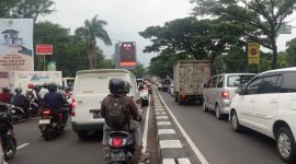 Ilustrasi Macet di Jalan Soekarno Hatta Bandung