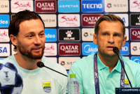 Pelatih Kepala Persib Bandung Igor Tolic dan Kapten PERSIB Marc Klok dalam konferensi pers jelang pertandingan menghadapi FC Seoul pada laga perdana Grup E ACL Two 2026/27. (Foto: Persib Official)