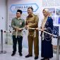 Wakil Gubernur Jawa Barat Erwan Setiawan meresmikan Zona KHAS di Kantin Gedung Sate, Bandung. (Foto: Humas Jabar)
