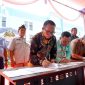 Penandatanganan kerja sama 32 SMK Negeri Jabar dengan 64 perusahaan di SMKN 1 Setu. (Foto: Humas Jabar)