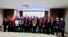 Wakil Gubernur Jawa Barat Erwan Setiawan bersama pengurus Yayasan Jantung Indonesia Cabang Jawa Barat. (Foto: Humas Jabar)