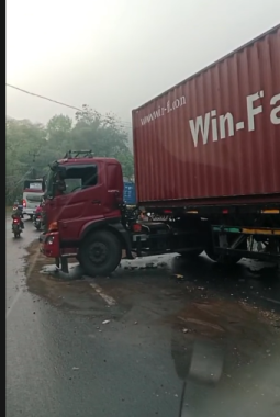 Kecelakaan Kendaraan Terjadi di Jalur Nagreg Arah Garut-Tasikmalaya