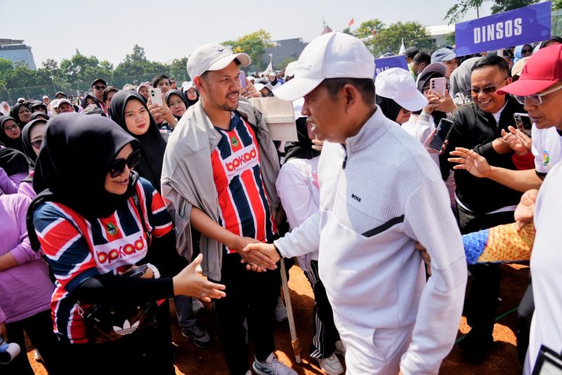 Gubernur Jabar saat menghadiri peringatan Hari Olahraga Nasional (HAORNAS) ke-43 Tahun 2026 di Lapangan Sport Arcamanik, Kota Bandung, Selasa (22/9/2026).