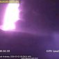 Gunung Anak Krakatau erupsi menerus hingga Sabtu pagi, terdengar dentuman dan gemuruh dari Pos GAK Pasauran.(Magma Indonesia )
