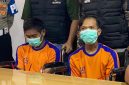 Dua begal sadis spesialis pematang sawah yang dibekuk Polresta Karawang saat konferensi pers, pengungkapan kasus di Mapolres Karawang, Jumat (18/9/2026)